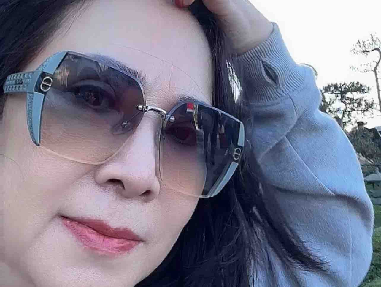 Xin hãy rời xa 
