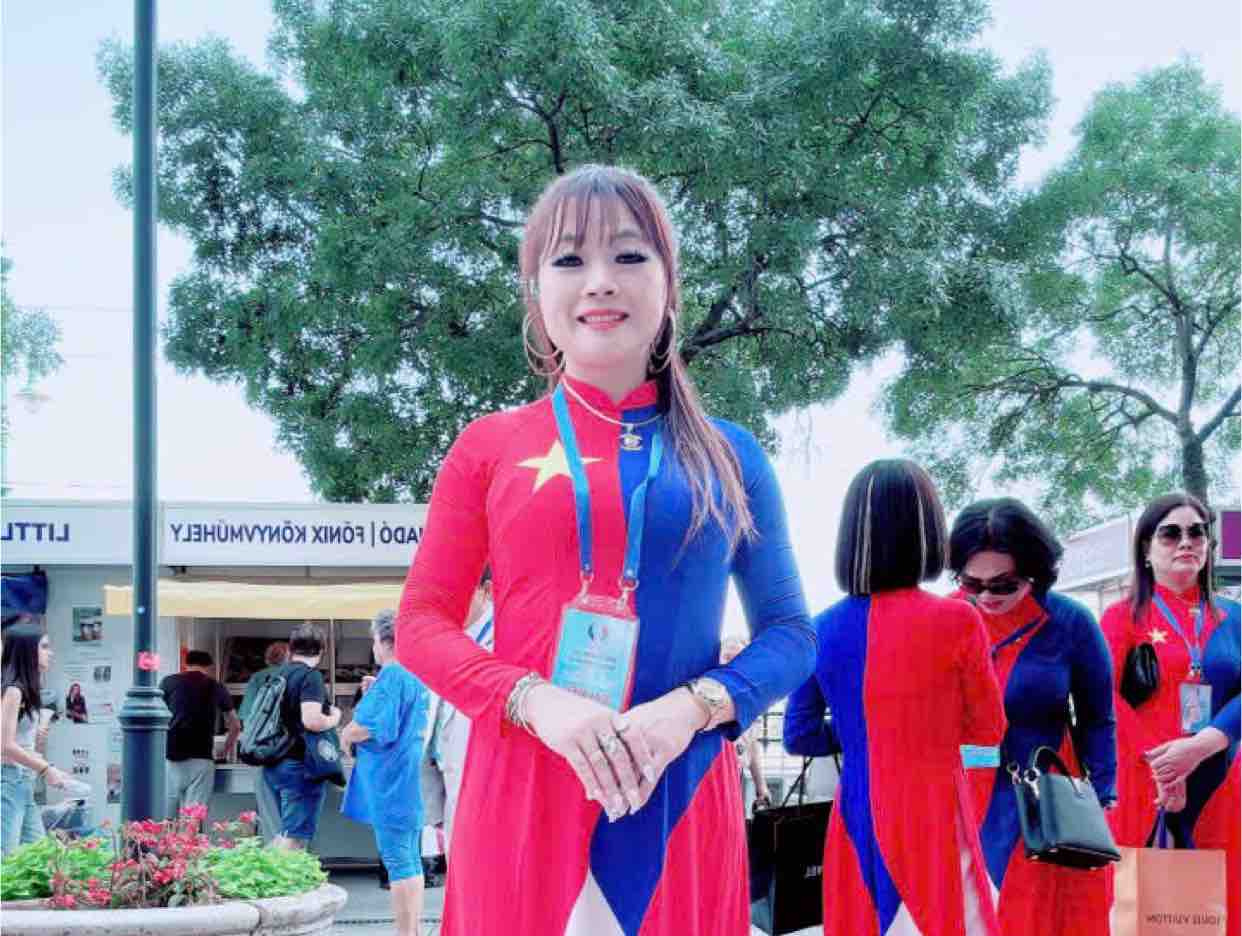 Không Gì Có Thể Thay Thế Em - Phong&Phong