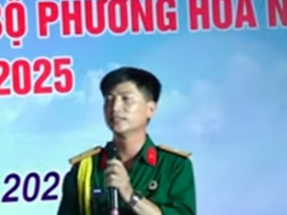 Cô Hàng Xóm Quang Lê Karaoke